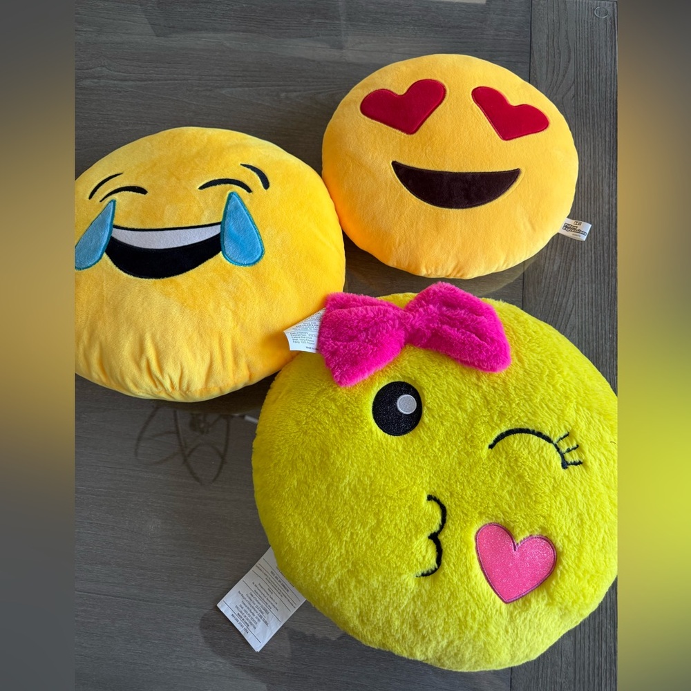 Set of 3 Emoji plush Throw Pillow- love, kissing, laugh